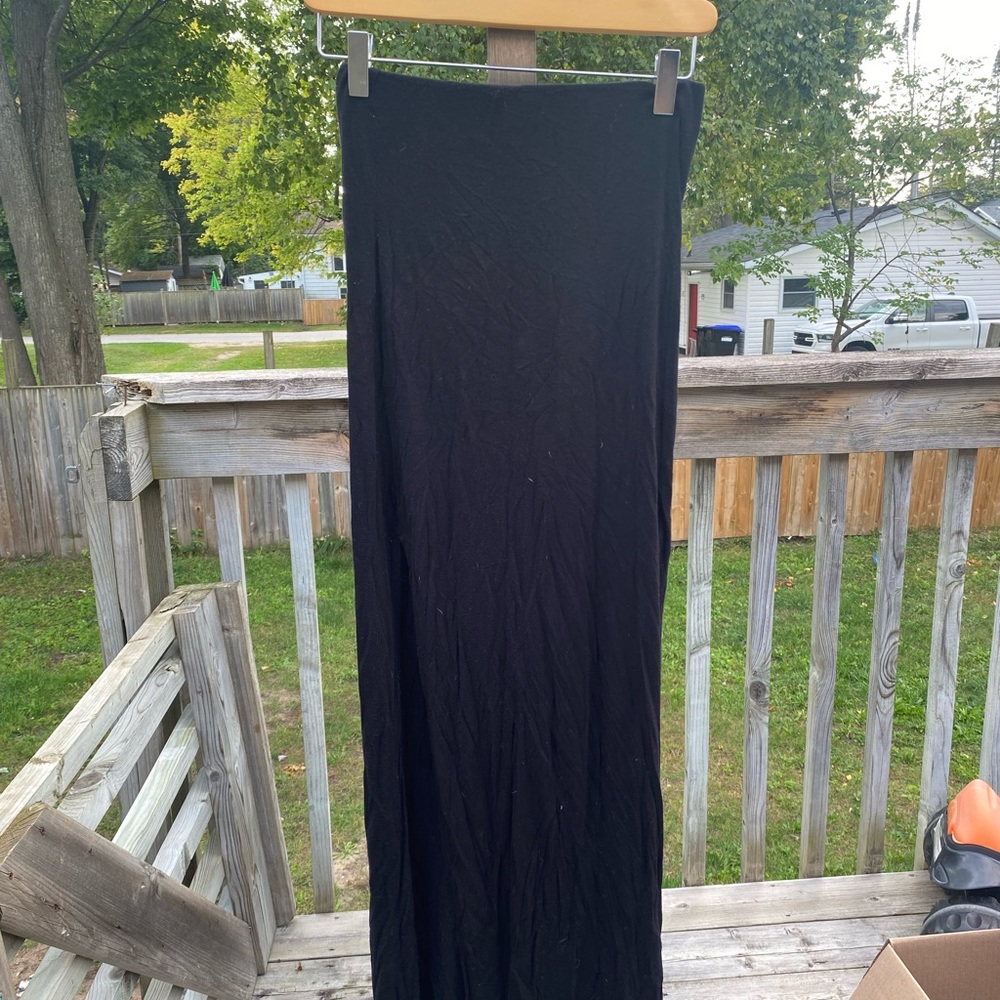 Revamped long slit body skirt